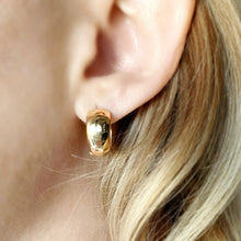 Load image into Gallery viewer, Chunky Clicker Earrings
