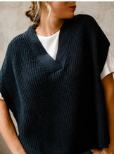 Load image into Gallery viewer, Ingrid Sweater Vest
