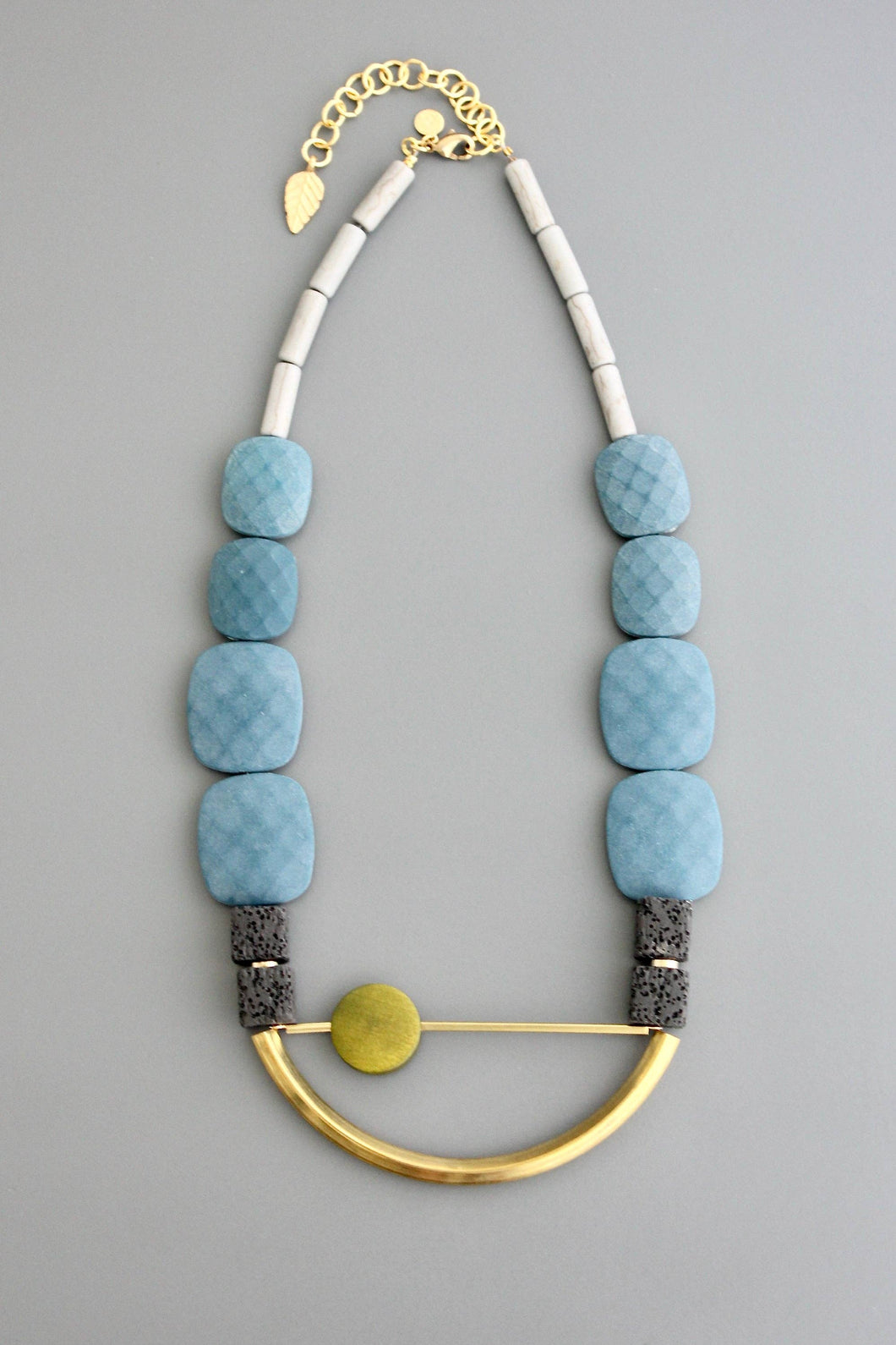 FER320 Geometric blue and gray necklace
