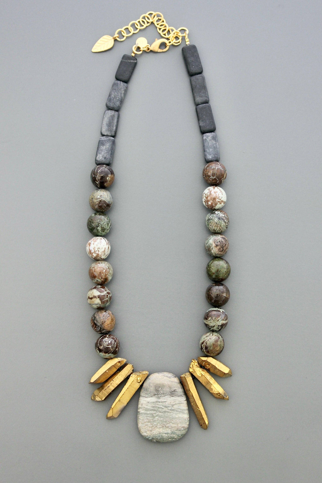 FER217 Turquoise and quartz necklace